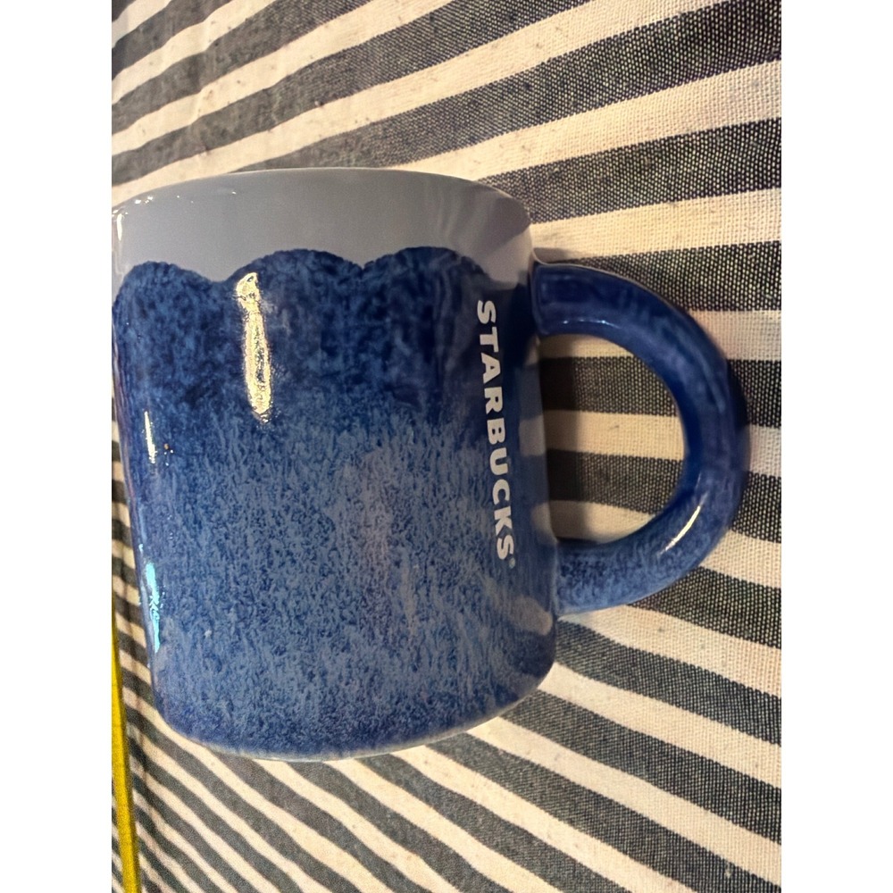 Starbucks 2022 Blue Reactive Glaze Ceramic Coffee Mug 14oz Ombre Navy Sky Blue
